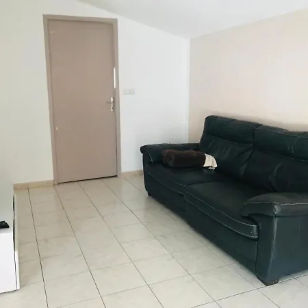 Appartement Familial Avec Grande Terrasse *