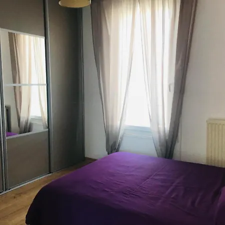 Appartement Familial Avec Grande Terrasse Daire